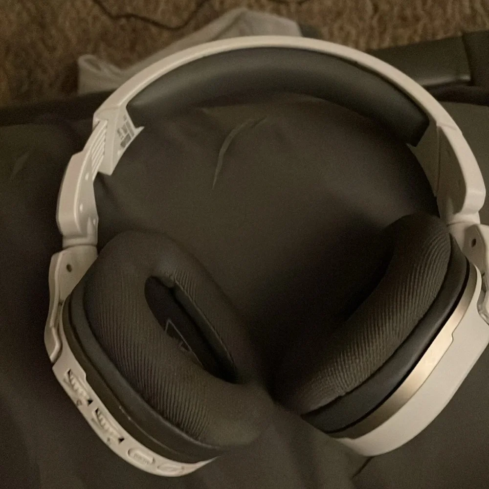 Xbox - Picture 2 of 2